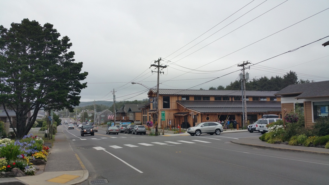 CannonBeach-street